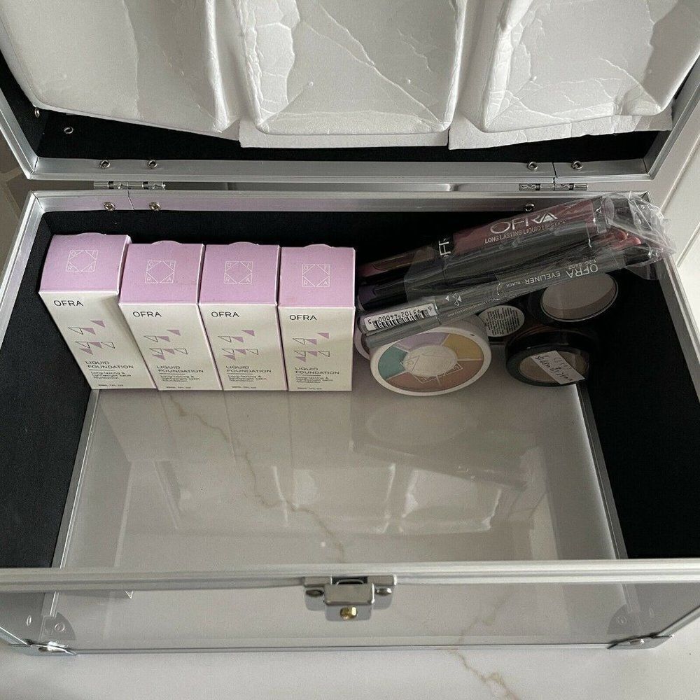 OFRA‎ PRO Professional Makeup Kit Set Exclusive Clear Case NEW - Picture 2 of 4